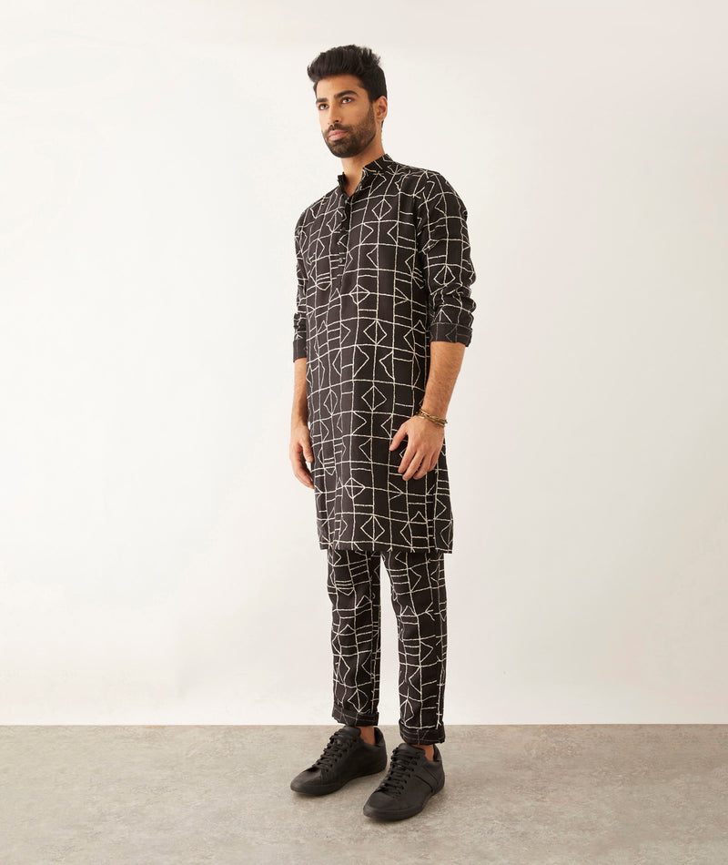 HALLES - FUZZ - KURTA - BLACK